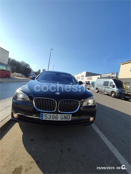 Negro Usado 2010 BMW 750L Berlina | 8850 € - Imagen 1/4