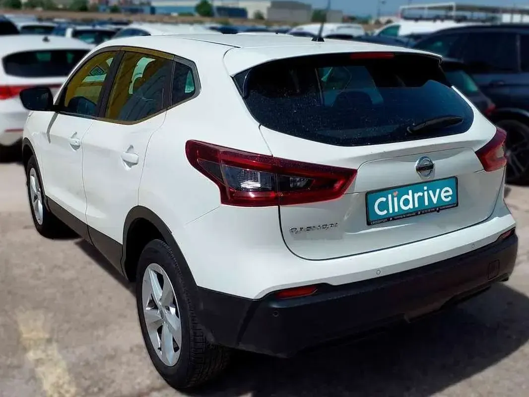 Usado Nissan Qashqai Acenta 116 CV (85 kW) 2020 Blanco SUV