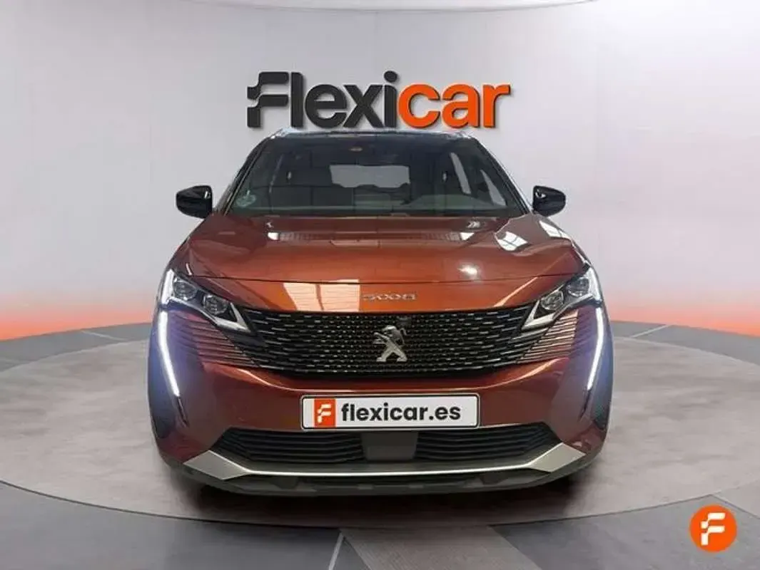 Usado Peugeot 5008 GT 131 CV (96 kW) 2021 Naranja SUV