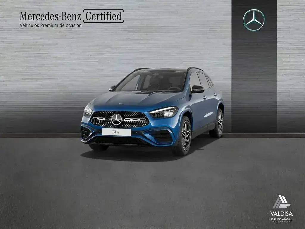 Usado Mercedes GLA200 AMG line 150 CV (110 kW) 2025 SUV