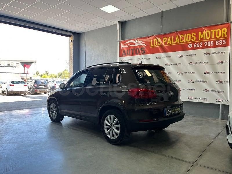 Usado VW Tiguan Sport 140 CV (102 kW) 2014 Marrón SUV