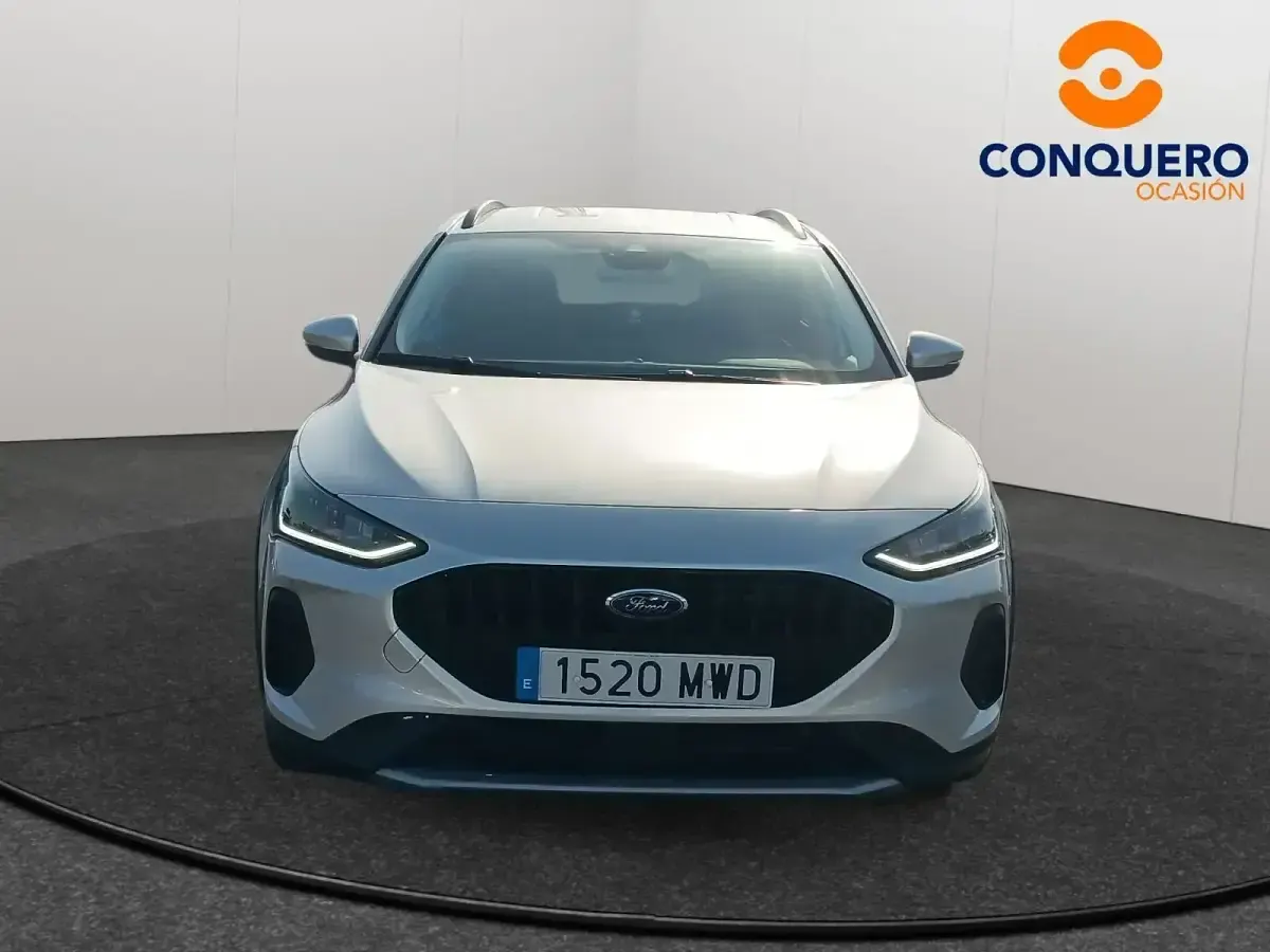 Usado Ford Focus Active 155 CV (114 kW) 2024 Gris / plata Berlina