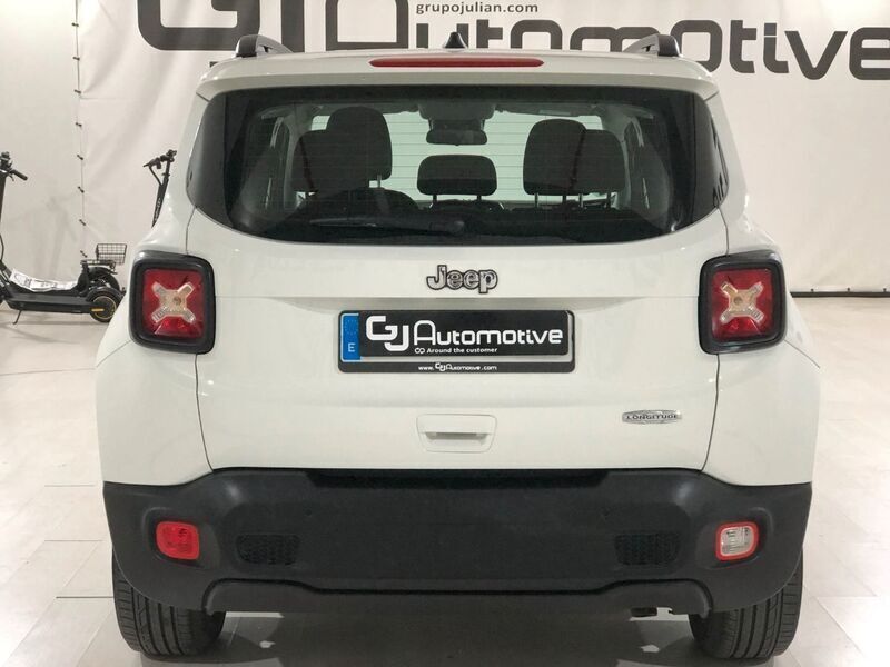 Usado Jeep Renegade Longitude 150 CV (110 kW) 2019 Blanco SUV