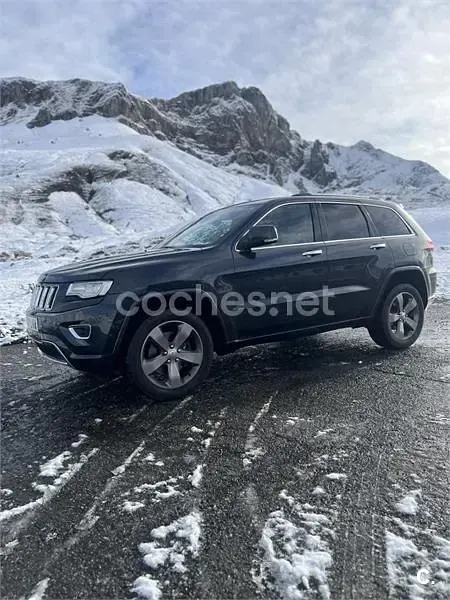 Usado Jeep Grand Cherokee Overland 250 CV (183 kW) 2015 Gris / plata SUV