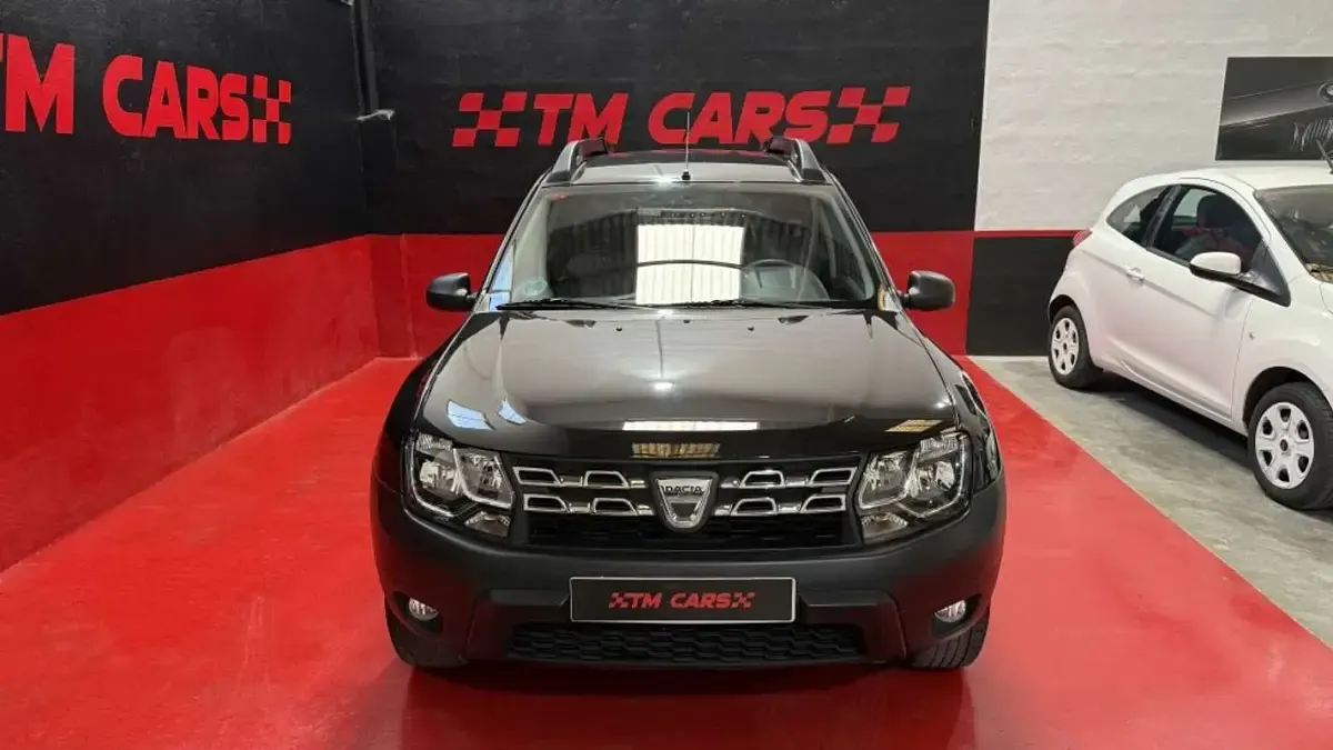 Usado Dacia Duster Ambiance 125 CV (91 kW) 2015 Negro SUV