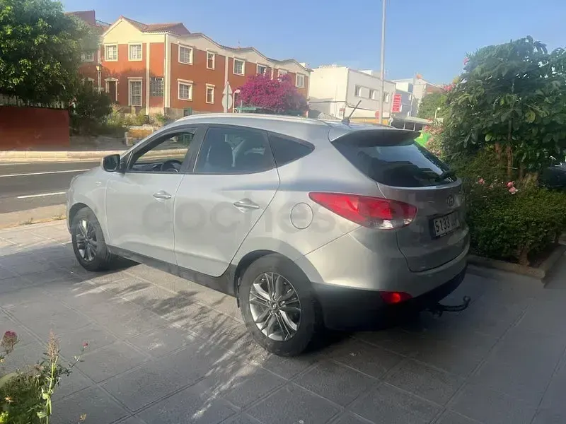 Usado Hyundai ix35 115 CV (84 kW) 2014 Gris / plata SUV