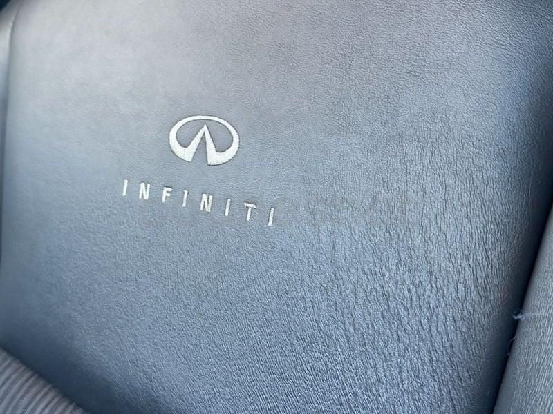 Usado Infiniti Q50 170 CV (125 kW) 2014 Granate Berlina