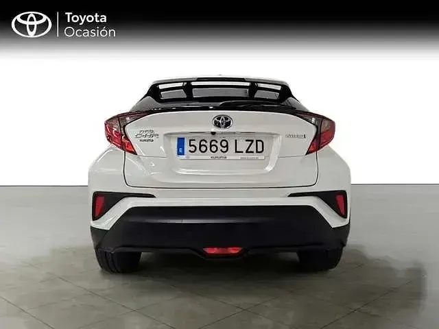 Usado Toyota C-HR Advance 122 CV (89 kW) 2022 Blanco SUV