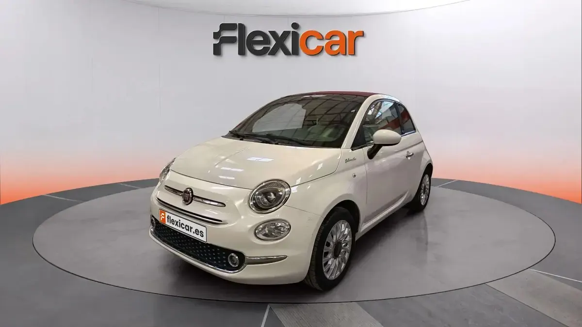 Usado Fiat 500 Club 71 CV (52 kW) 2022 Blanco Berlina