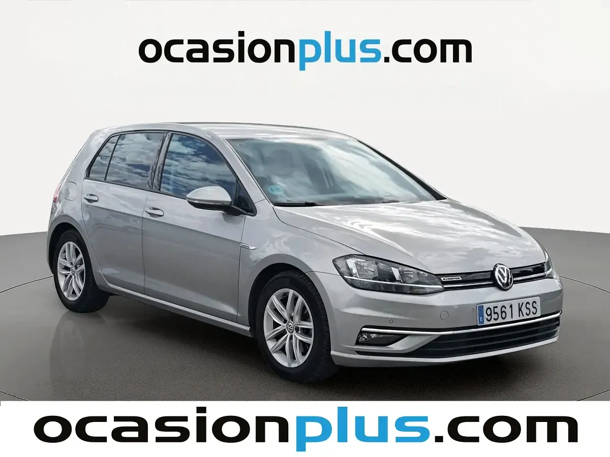 Usado VW Golf VII Advance 131 CV (96 kW) 2019 Gris plata Utilitario
