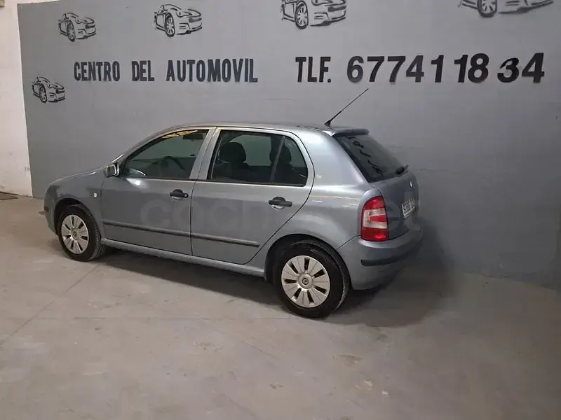 Brugt Skoda Fabia 70 HK (51 kW) 2006 Blå Sedan