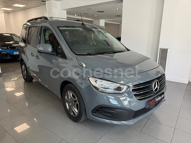 Gris / plata Usado 2023 Mercedes T160 Monovolumen | 24.899 € - Imagen 1/4