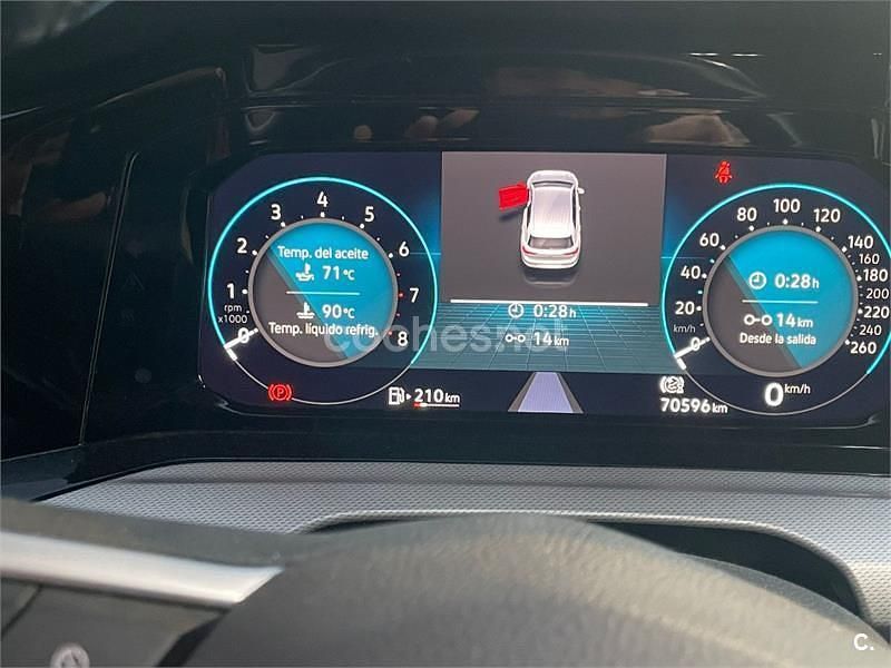 Usado VW Golf VIII 110 CV (80 kW) 2020 Gris / plata Berlina