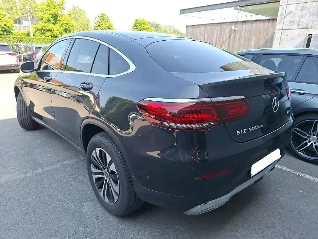 Usado Mercedes GLC300e 317 CV (233 kW) 2021 Marrón SUV