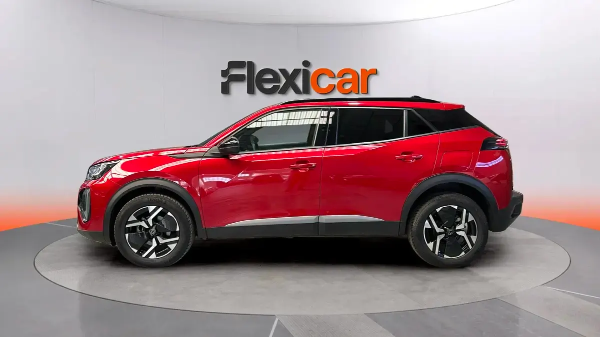 Usado Peugeot 2008 Allure 102 CV (75 kW) 2023 Rojo SUV
