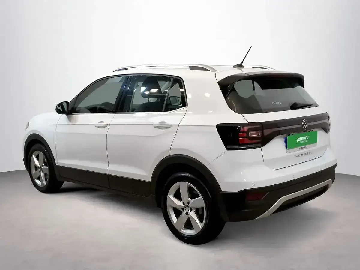 Usado VW T-Cross Sportline 110 CV (80 kW) 2022 Blanco SUV