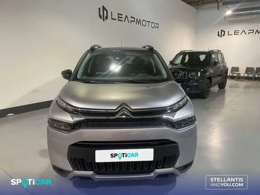 Usado Citroën C3 Aircross Shine 110 CV (80 kW) 2023 Gris SUV