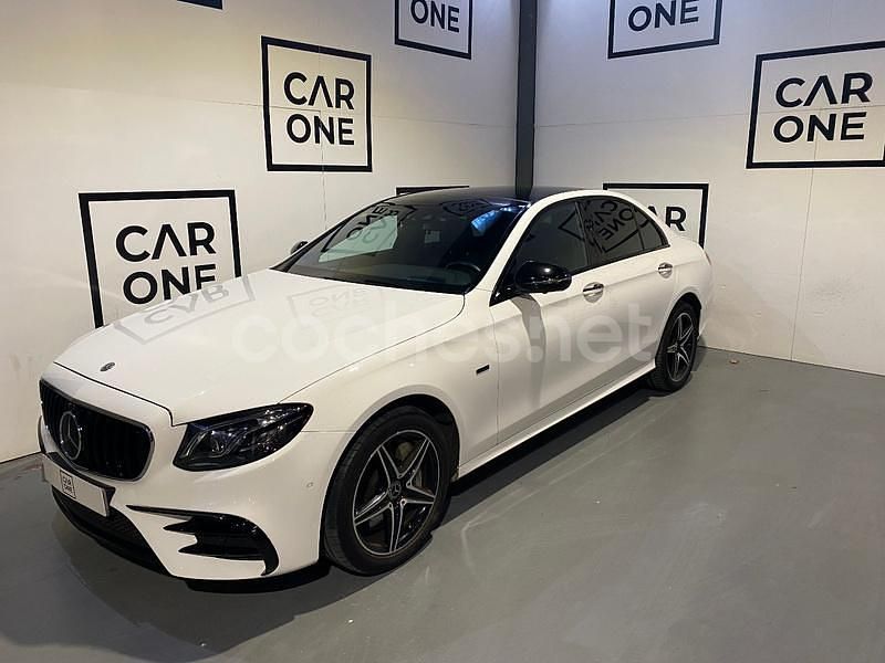 Blanco Usado 2020 Mercedes E300 Berlina | 37.200 € (Un poco caro) - Imagen 1/4
