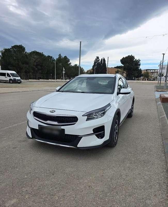 Usado Kia XCeed 140 CV (102 kW) 2020 Blanco SUV