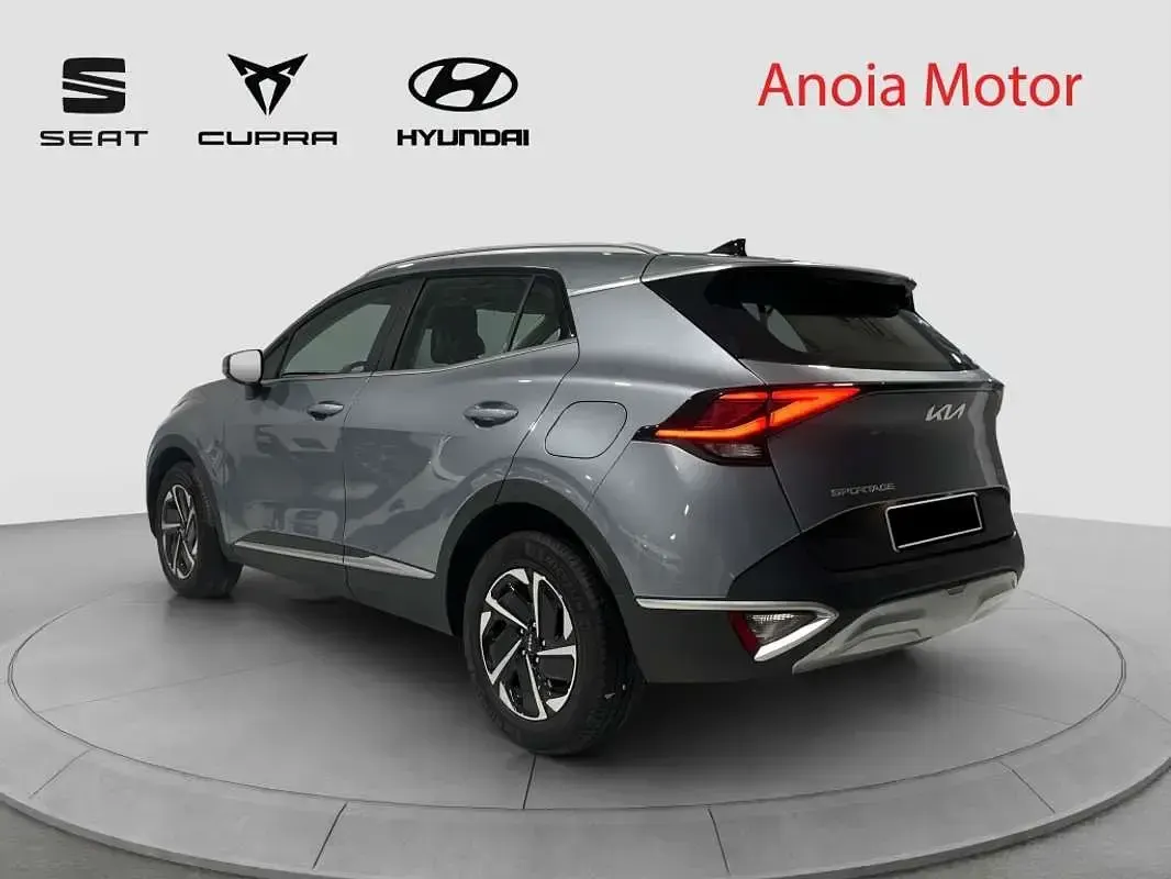 Usado Kia Sportage 218 CV (160 kW) 2025 Gris SUV