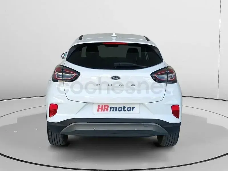 Usado Ford Puma Titanium 125 CV (91 kW) 2022 Blanco SUV