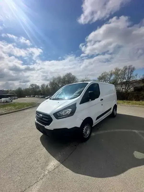 Usado Ford Transit Custom Ambiente 131 CV (96 kW) 2020 Blanco Van