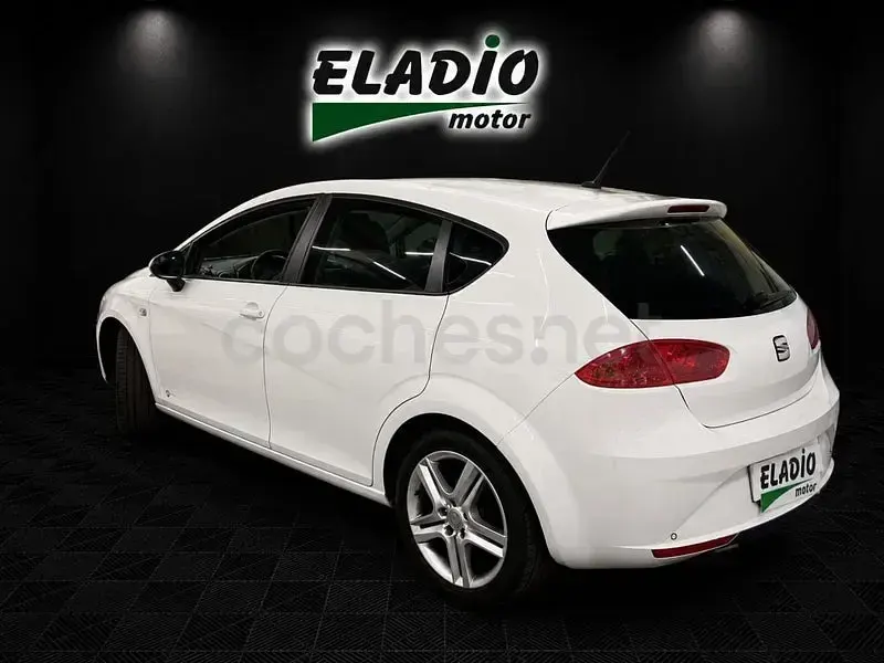 Usado Seat Leon Copa 105 CV (77 kW) 2012 Blanco Berlina