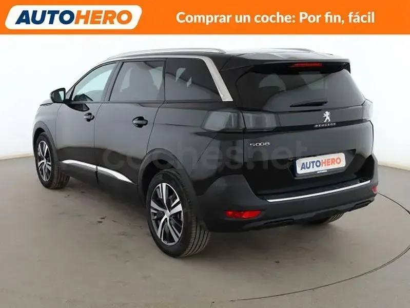 Usado Peugeot 5008 Allure 131 CV (96 kW) 2024 Negro SUV