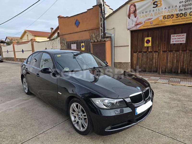 Negro Usado 2007 BMW 320 Berlina | 6700 € (Buen precio) - Imagen 1/4