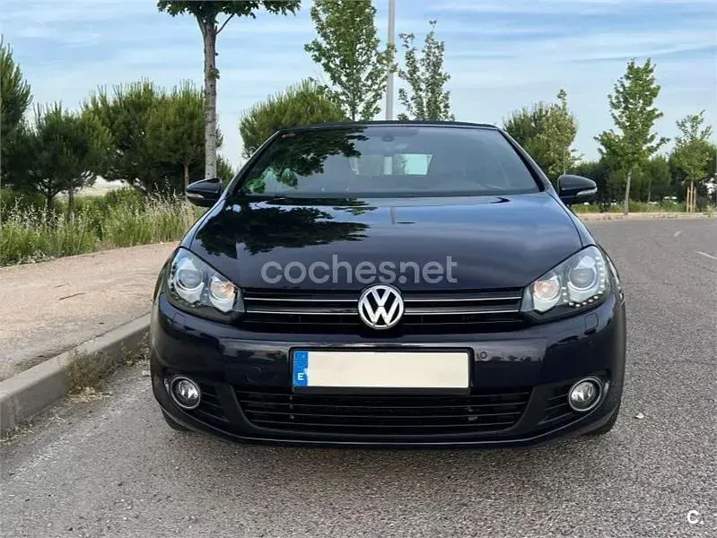 Usado VW Golf Cabriolet 105 CV (77 kW) 2011 Azul Descapotable