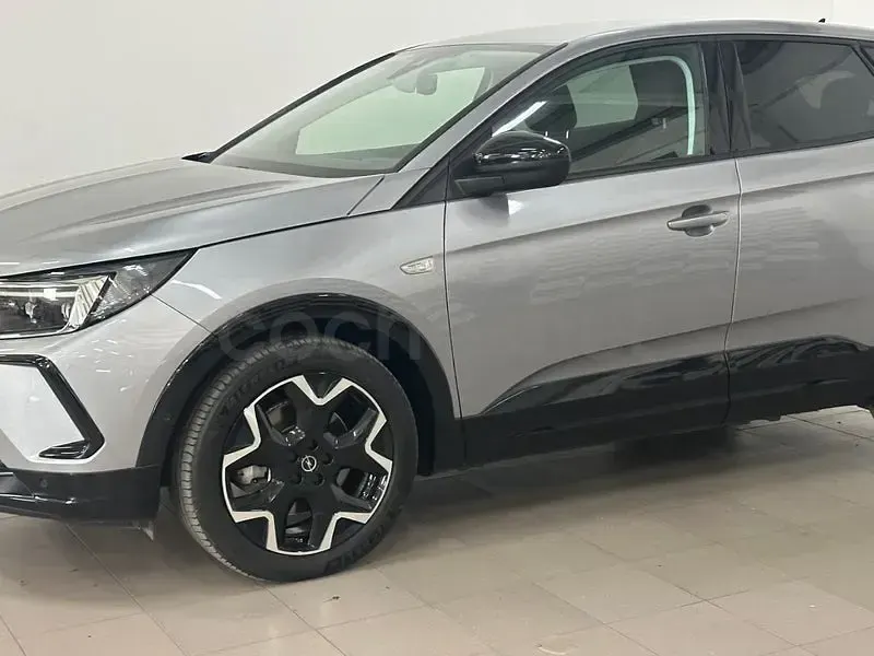 Usado Opel Grandland Electric 224 CV (164 kW) 2024 Gris / plata SUV