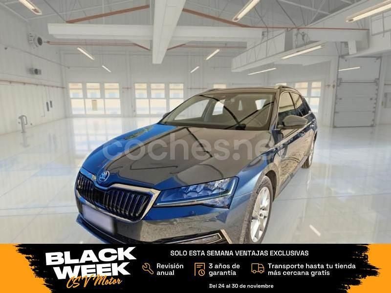 Gris / plata Usado 2021 Skoda Superb Ambition Familiar | 19.850 € (Precio justo) - Imagen 1/4