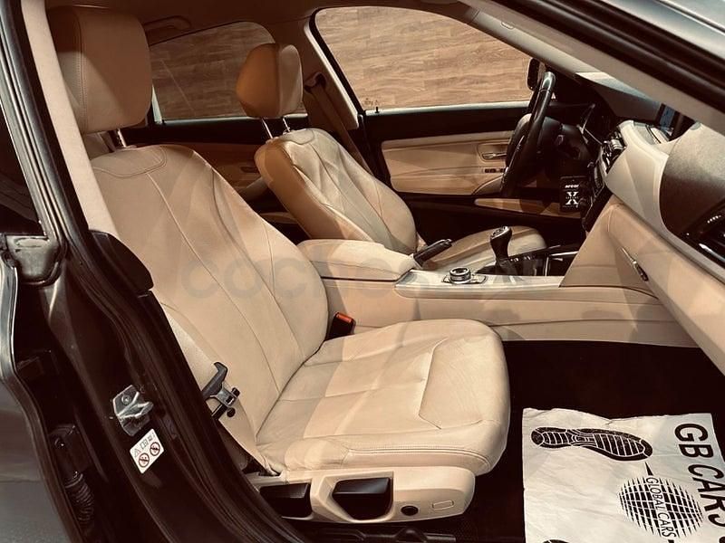 Usado BMW 318 Gran Turismo 150 CV (110 kW) 2018 Gris / plata Berlina