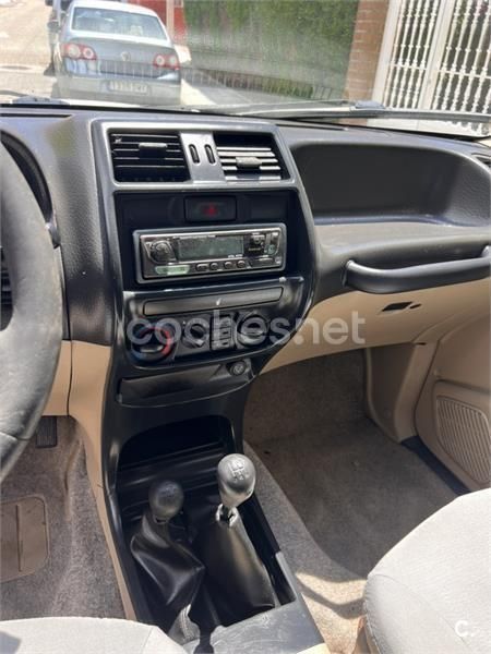 Usado Nissan Terrano S 125 CV (91 kW) 2000 SUV