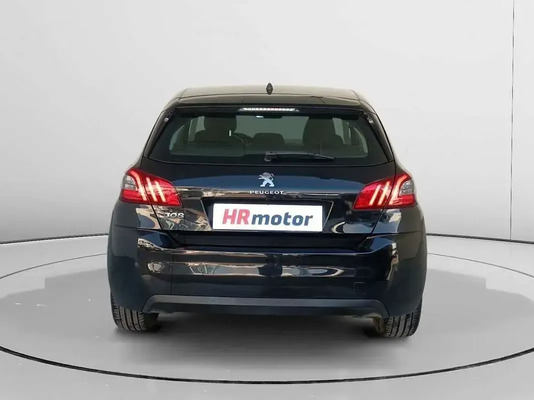 Usado Peugeot 308 Active 110 CV (80 kW) 2018 Blanco Utilitario