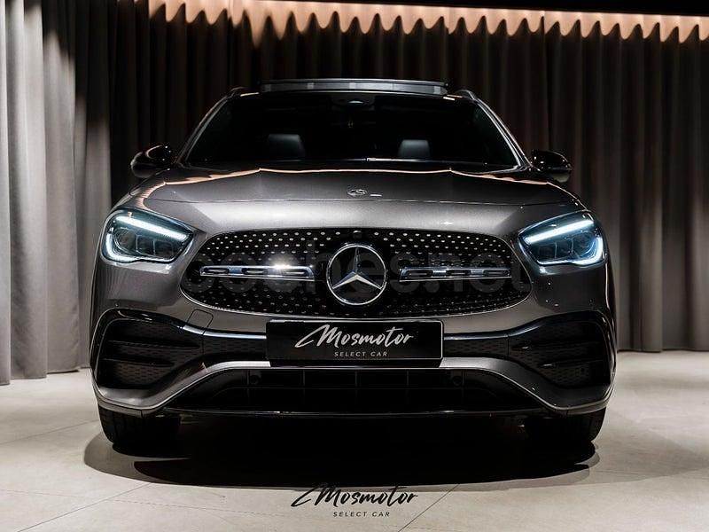 Usado Mercedes GLA180 136 CV (100 kW) 2022 Gris / plata SUV