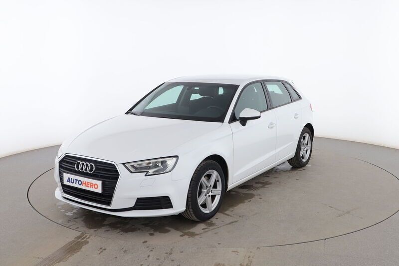 Blanco Usado 2018 Audi A3 Sportback Utilitario | 16.599 € (Buen precio) - Imagen 1/4