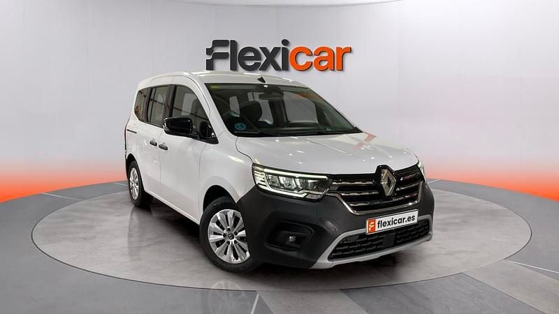 Usado Renault Kangoo 75 CV (55 kW) 2022 Blanco Monovolumen