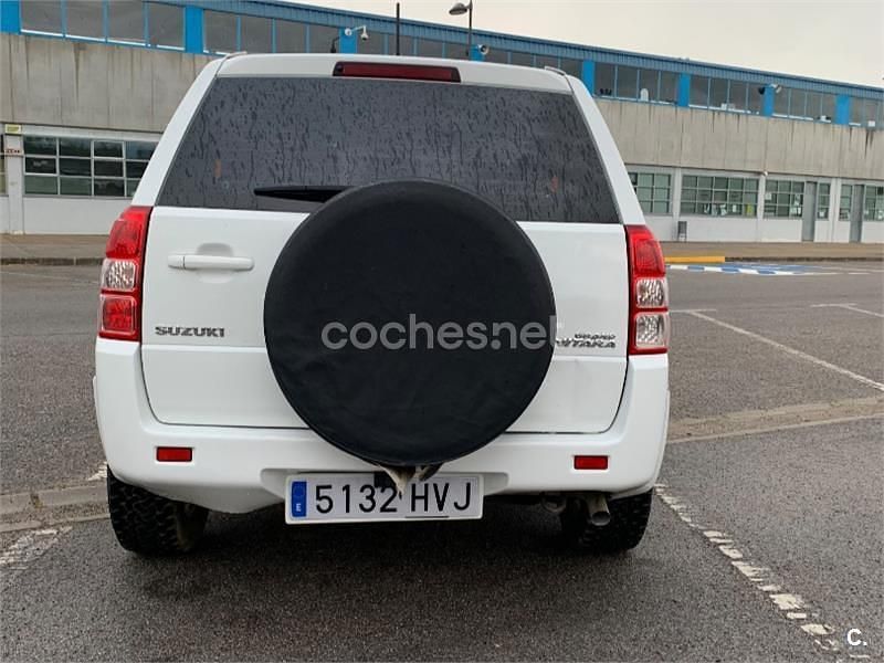 Usado Suzuki Vitara 129 CV (94 kW) 2014 Blanco SUV