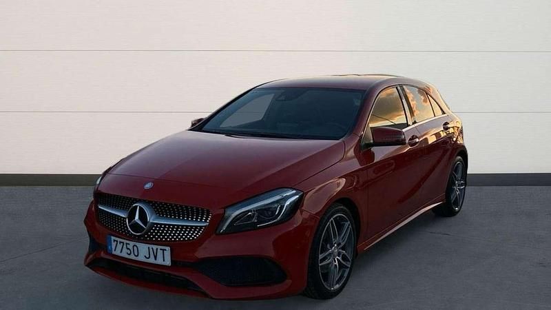 Usado Mercedes A220 AMG line 137 CV (100 kW) 2016 Rojo Berlina