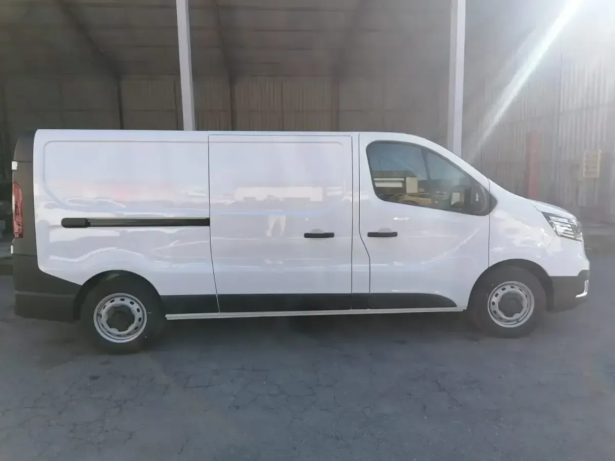 Nuevo Renault Trafic 88 kW (120 CV) 2025 Blanco Monovolumen