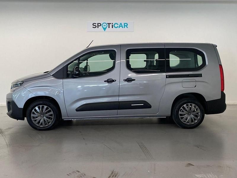 Nuevo Citroën Berlingo 102 CV (75 kW) 2025 Gris Monovolumen