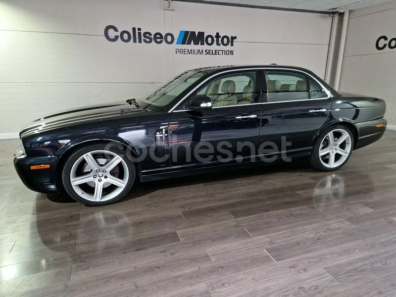 Usado Jaguar XJ8 Executive 298 CV (219 kW) 2007 Negro Berlina
