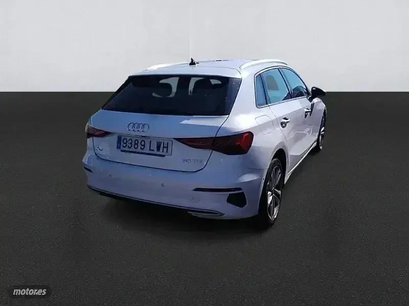 Usado Audi A3 Advanced Plus 150 CV (110 kW) 2022 Blanco Berlina