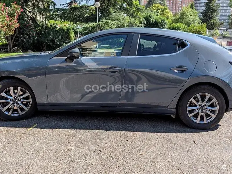 Usado Mazda 3 122 CV (89 kW) 2019 Gris / plata Berlina