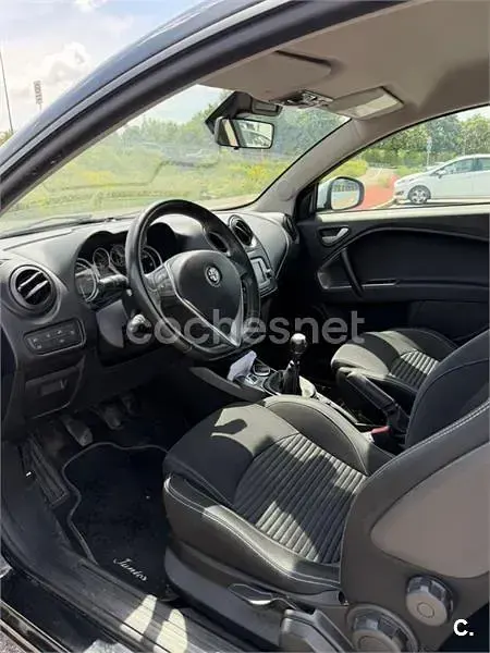 Usado Alfa Romeo MiTo 85 CV (62 kW) 2016 Negro Utilitario