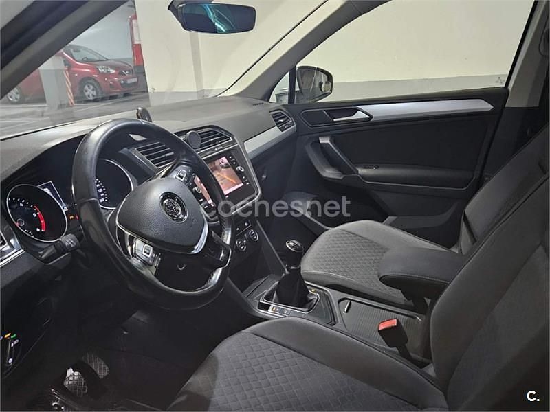 Usado VW Tiguan Edition 115 CV (84 kW) 2018 Blanco SUV
