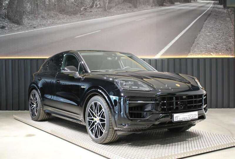 Usado Porsche Cayenne 470 CV (345 kW) 2025 Negro SUV