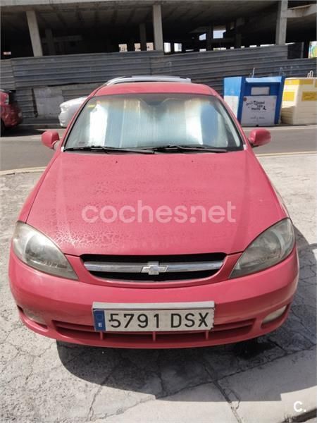 Rojo Usado 2005 Chevrolet Lacetti SX Berlina | 3300 € (Caro) - Imagen 1/4
