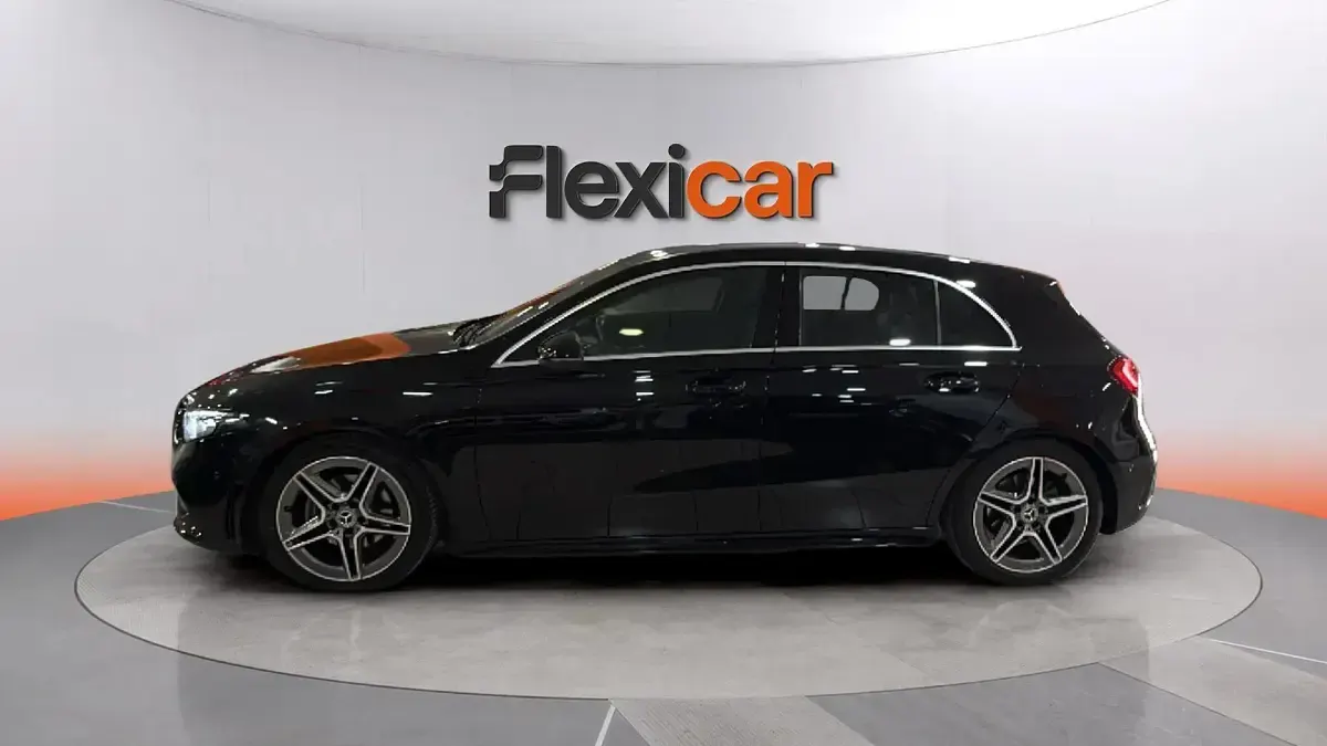 Usado Mercedes A200 163 CV (119 kW) 2021 Negro Berlina